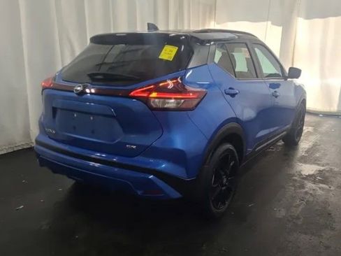 Used 2024 Nissan Kicks SR w/ SR Premium Package FWD image 4