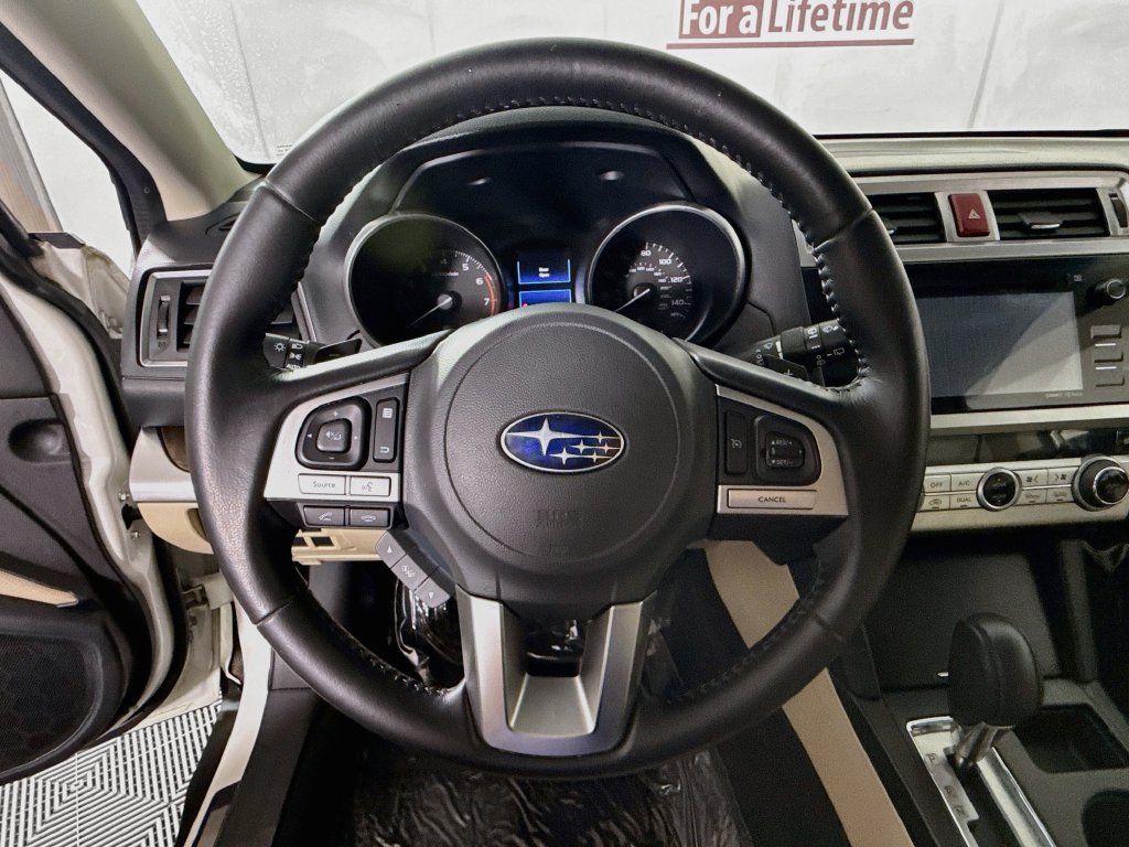Used 2016 Subaru Outback 2.5i Limited AWD/4WD image 18