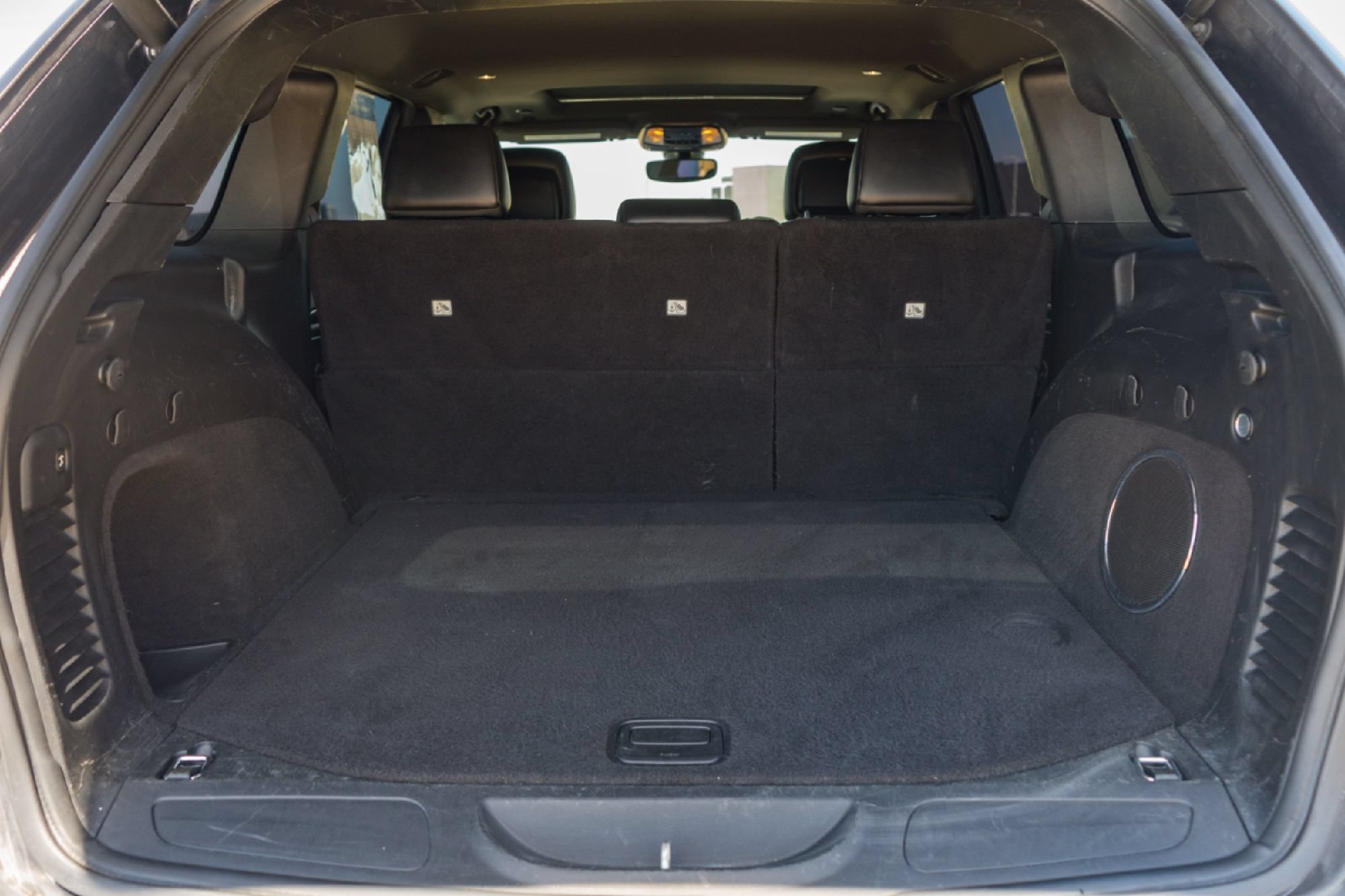 Used 2019 Jeep Grand Cherokee Altitude RWD image 24