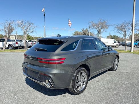 Used 2025 Genesis GV70 2.5T image 3