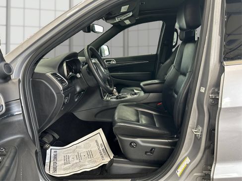 Used 2020 Jeep Grand Cherokee Limited AWD/4WD image 9
