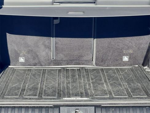 Used 2021 Land Rover Range Rover Sport HSE Silver Edition image 24