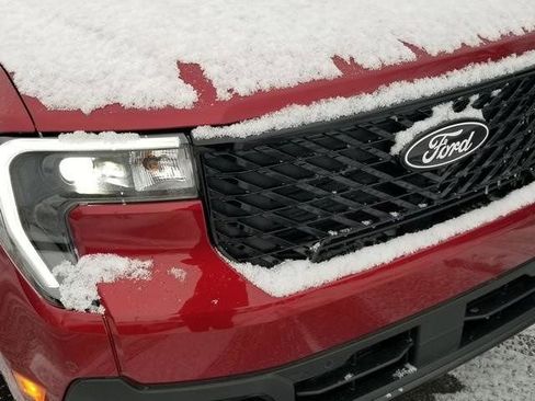 New 2025 Ford Maverick Lariat w/ Black Appearance Package image 10