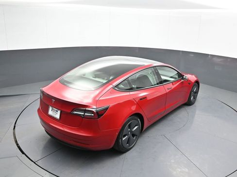 Used 2021 Tesla Model 3 Standard Range Plus image 39