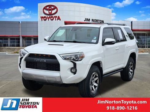 Used 2021 Toyota 4Runner TRD Off-Road Premium image 3
