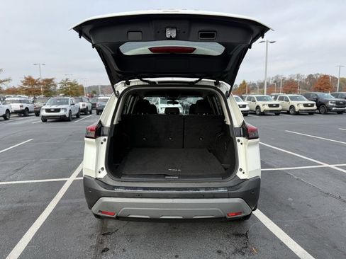 Used 2023 Nissan Rogue SV image 7