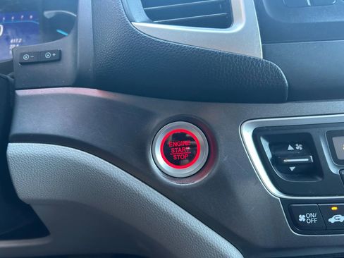 Used 2020 Honda Pilot LX image 8