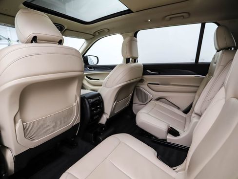 Used 2021 Jeep Grand Cherokee L Limited w/ Trailer Tow Group (B) image 20