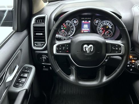 Used 2019 RAM 1500 Big Horn AWD/4WD image 12