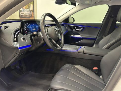 Used 2025 Mercedes-Benz E 350 Sedan w/ Winter Package image 6