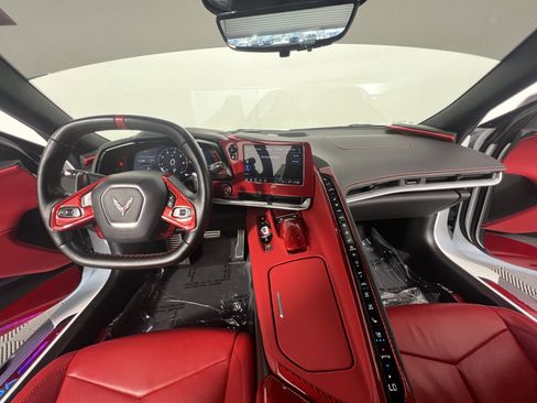 Used 2022 Chevrolet Corvette Stingray Preferred Conv w/ Battery Protection Package RWD image 11