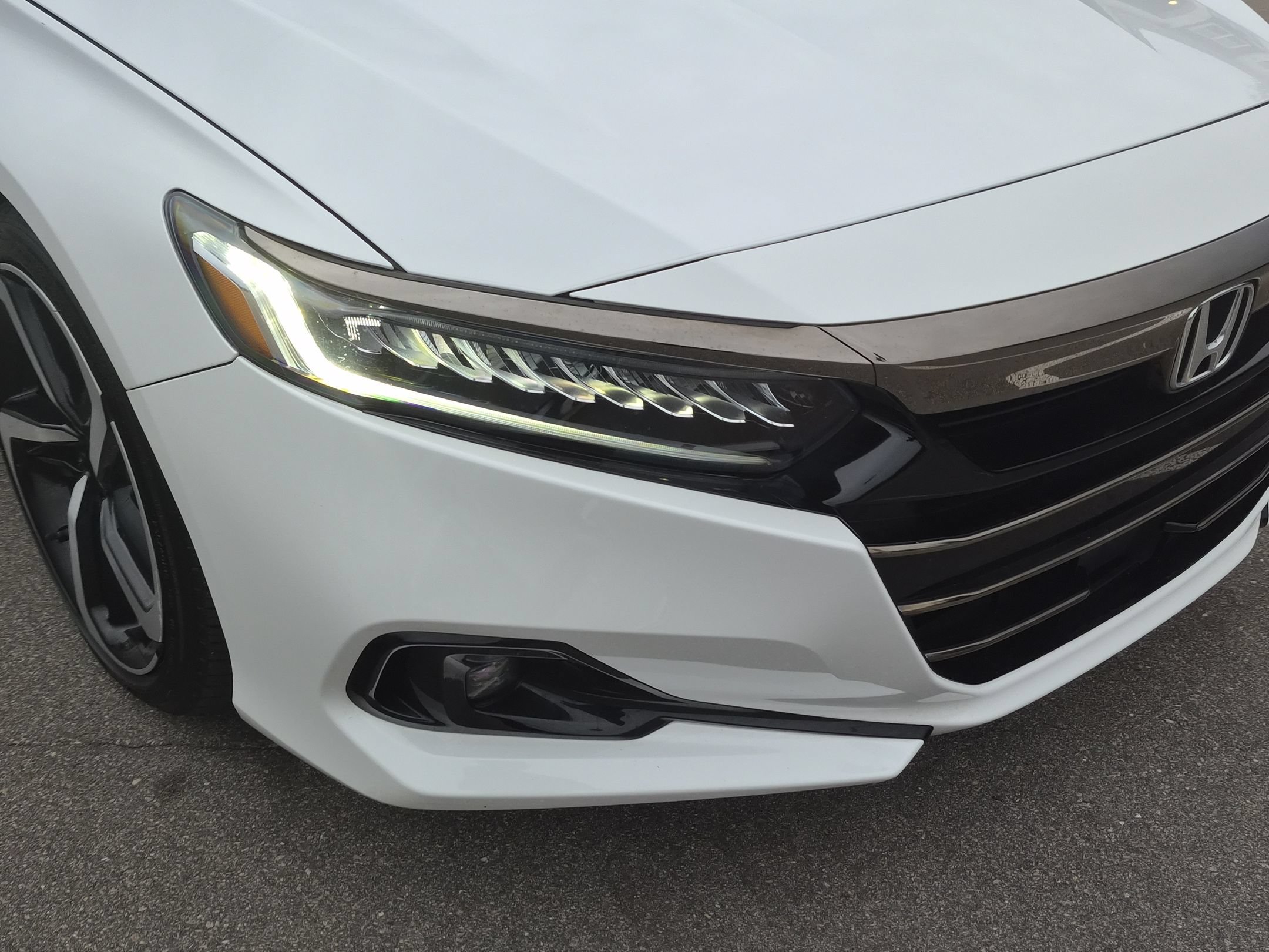 Used 2022 Honda Accord Sport image 10