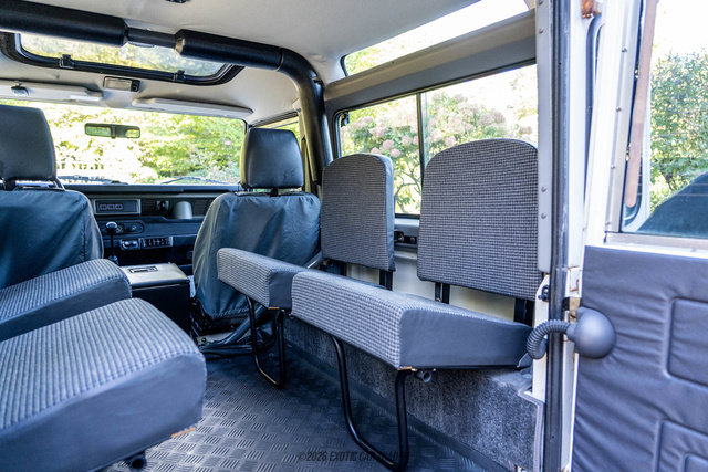 Used 1995 Land Rover Defender 90 AWD/4WD image 41