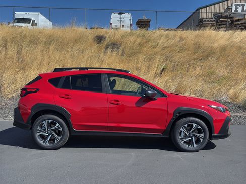 New 2025 Subaru Crosstrek 2.0i Premium image 2