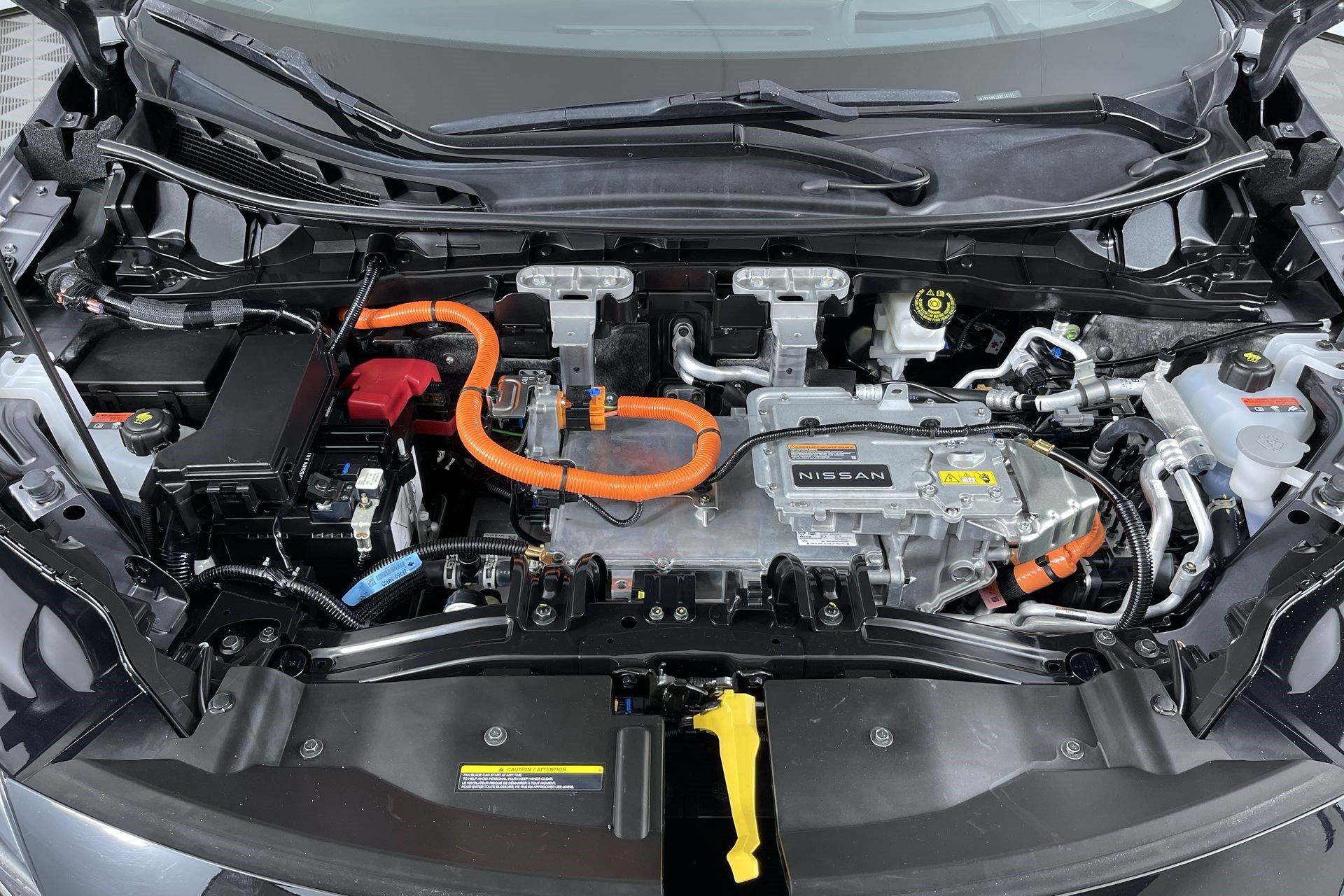 Certified 2024 Nissan Ariya AWD image 28