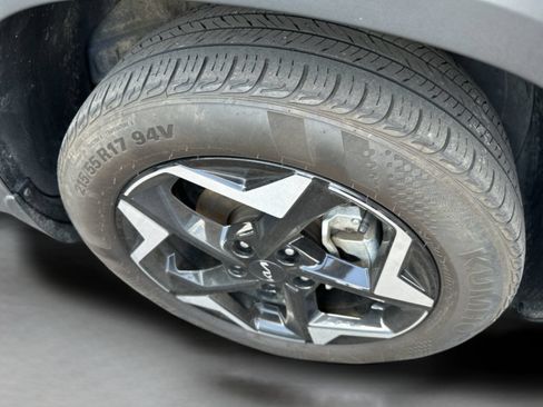 Used 2024 Kia Seltos EX FWD image 27