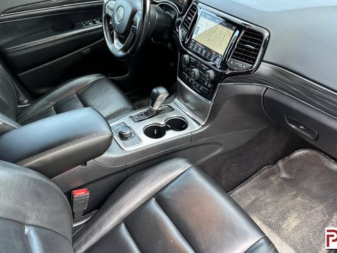 Used 2020 Jeep Grand Cherokee Limited AWD/4WD image 19