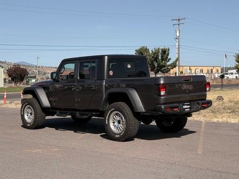 Used 2023 Jeep Gladiator Rubicon w/ Trailer Tow Package AWD/4WD image 3