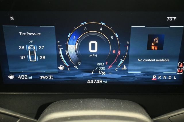 Used 2025 Chevrolet Traverse LT AWD/4WD image 20