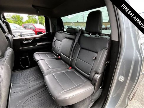 Used 2023 GMC Sierra 1500 SLT AWD/4WD image 6