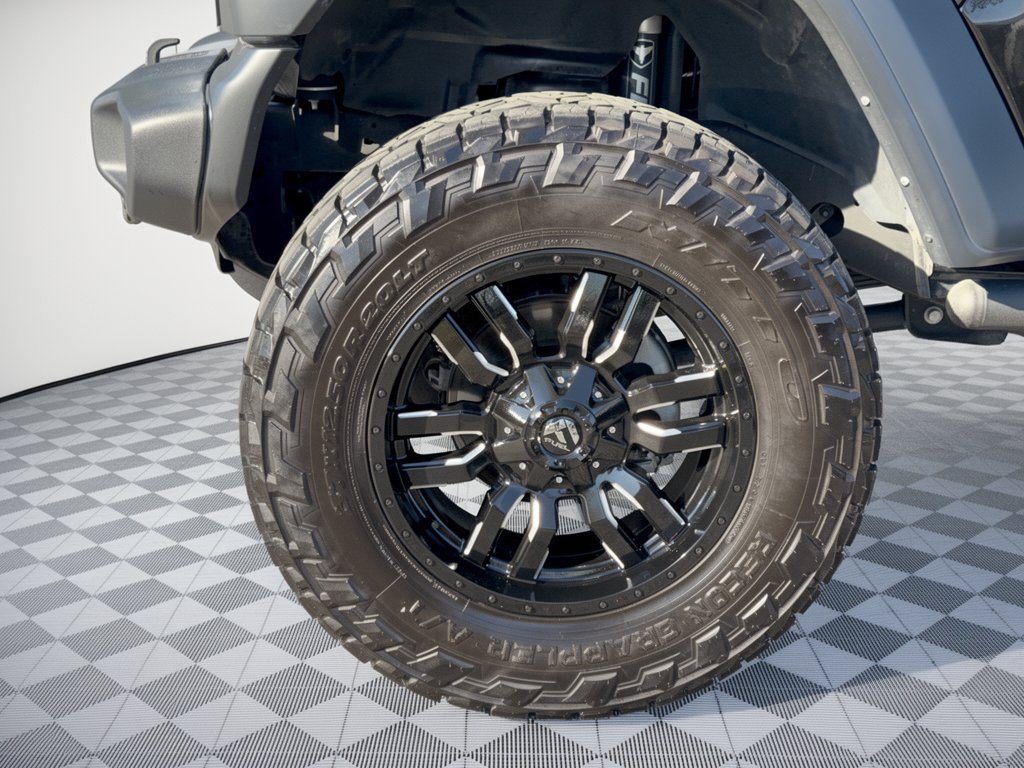 Used 2023 Jeep Wrangler Sport AWD/4WD image 13