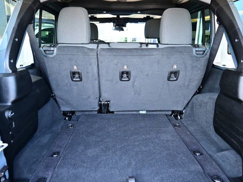 Used 2024 Jeep Wrangler Unlimited Sport AWD/4WD image 13