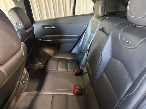 Used 2024 Cadillac XT4 Premium Luxury FWD image 17