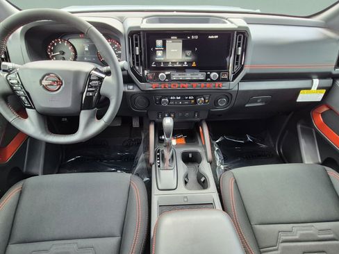 New 2026 Nissan Frontier Pro-X w/ Pro-X Convenience Package RWD image 13