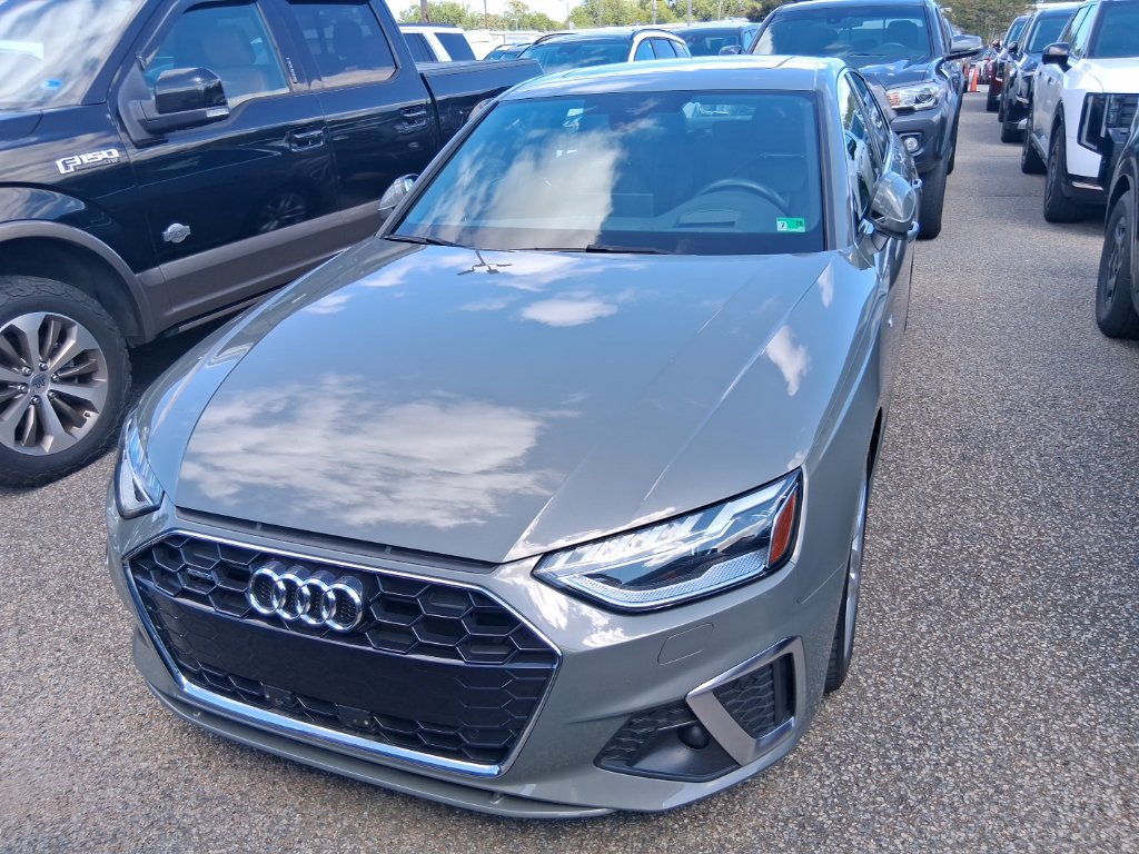Used 2023 Audi A4 2.0T Prestige w/ Prestige Package AWD/4WD image 2