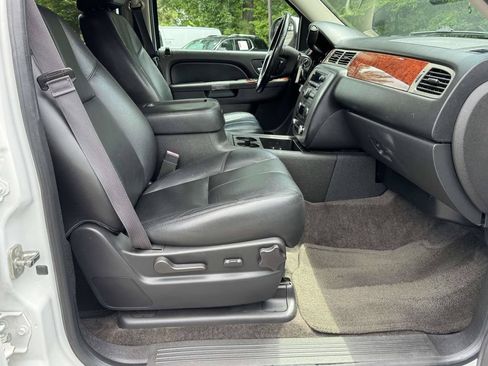 Used 2014 GMC Yukon SLT AWD/4WD image 14