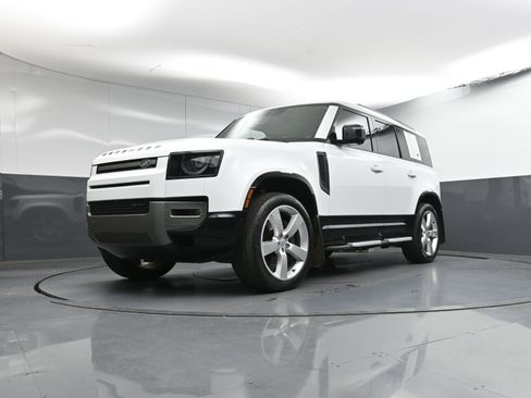 Used 2023 Land Rover Defender 110 X-Dynamic SE image 29