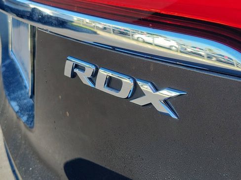 Certified 2017 Acura RDX AWD w/ Advance Package image 9