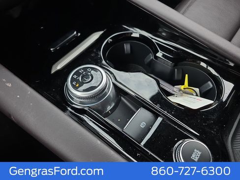 Certified 2025 Ford Explorer Platinum w/ LUX Leather Package AWD/4WD image 35