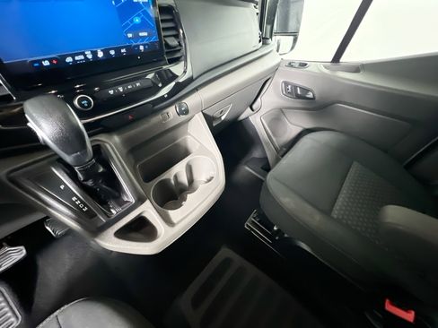 Used 2023 Ford Transit 350 XLT image 25