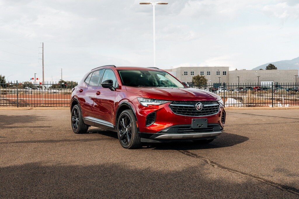 Used 2021 Buick Envision Essence w/ Sport Touring Package FWD image 1