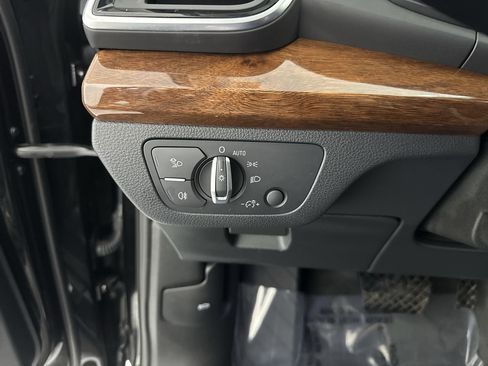 Used 2023 Audi Q5 2.0T Premium Plus image 21