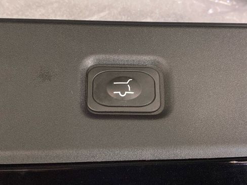 New 2025 Lincoln Navigator L Reserve image 8