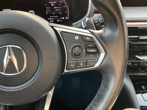 Used 2022 Acura MDX SH-AWD image 12