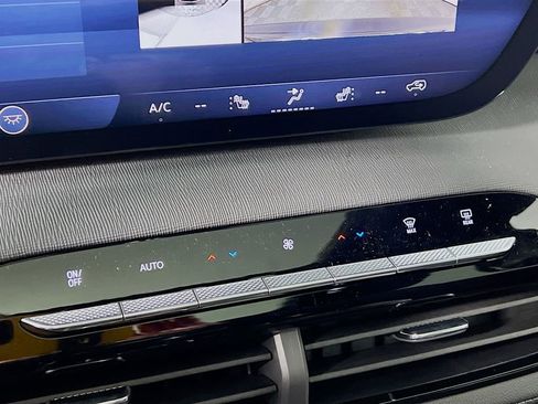 New 2026 Buick Enclave Sport Touring w/ Power Package image 14