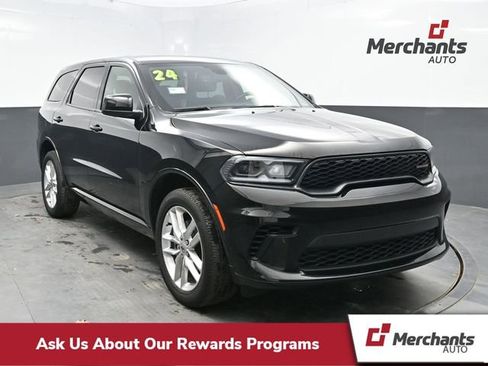 Used 2024 Dodge Durango GT image 1