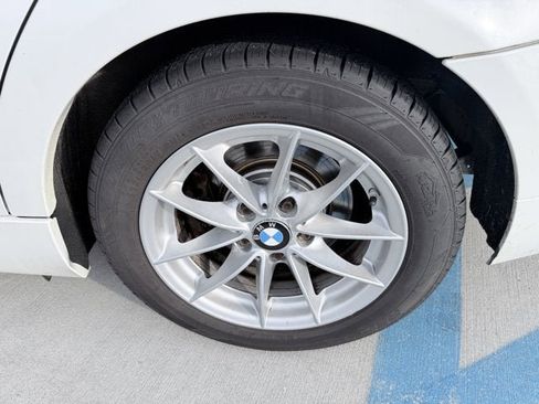 Used 2010 BMW 328i xDrive Sedan image 21