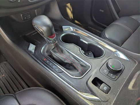 Used 2023 Chevrolet Traverse RS image 25