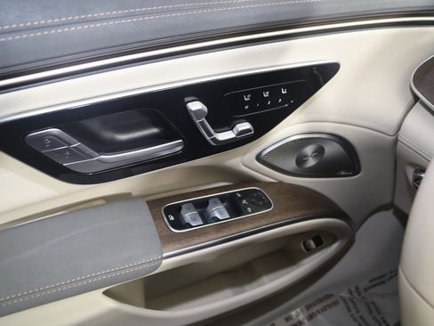 Used 2022 Mercedes-Benz EQS 450+ Sedan image 30