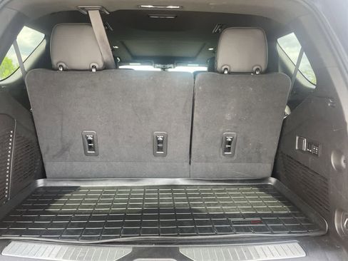 Used 2022 GMC Yukon Denali AWD/4WD image 17