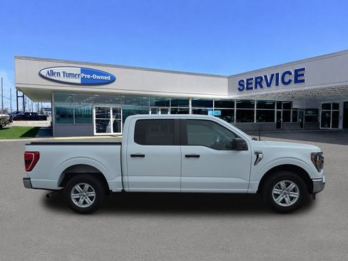 Used 2023 Ford F150 XLT w/ Trailer Tow Package RWD image 8