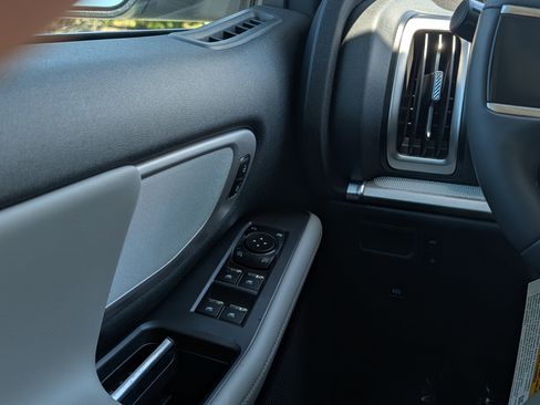 New 2026 Ford Expedition Max Active RWD image 28