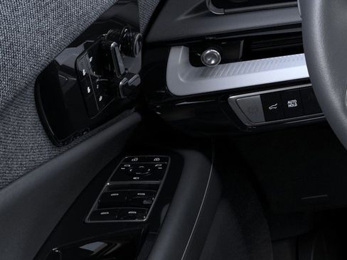 New 2025 Cadillac Optiq Luxury 1 image 43