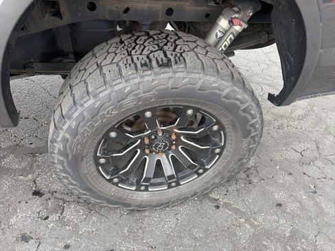 Used 2018 Ford F150 XLT w/ Equipment Group 302A Luxury image 28