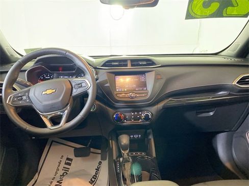 Used 2023 Chevrolet TrailBlazer ACTIV image 10