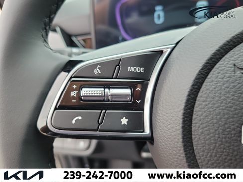 New 2026 Kia Seltos S FWD image 22